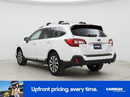 White 2019 Subaru Outback 3.6R Touring