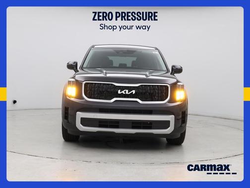Gray 2025 Kia Telluride LX
