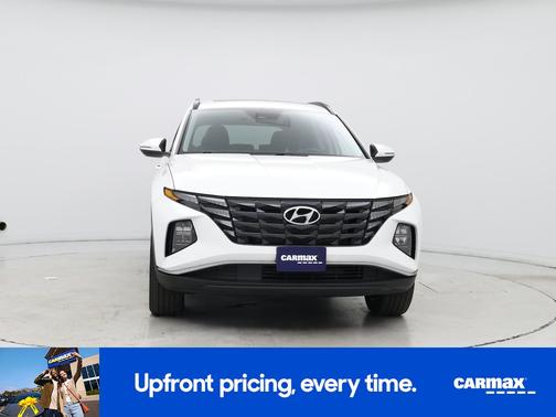 White 2023 Hyundai TUCSON SEL