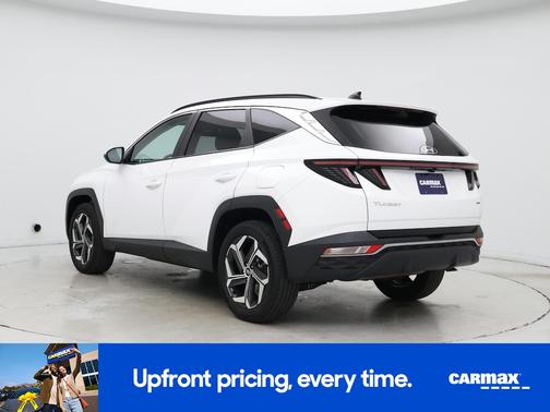 White 2023 Hyundai TUCSON SEL