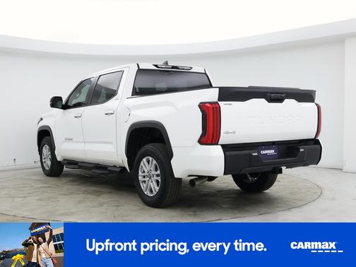 White 2024 Toyota Tundra SR5