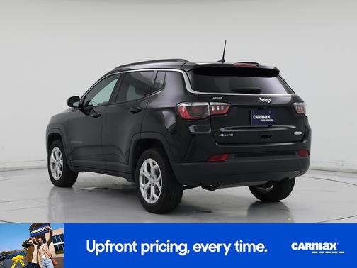 Black 2024 Jeep Compass Latitude