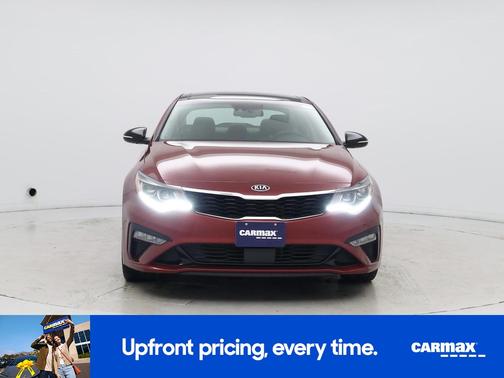 Red 2019 Kia Optima SX