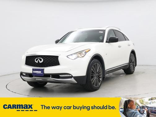 2017 INFINITI QX70