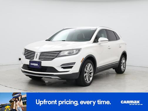White 2016 Lincoln MKC Select