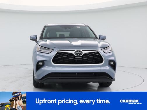 Blue 2023 Toyota Highlander XLE