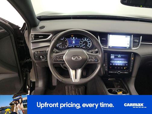 2023 INFINITI QX55 Essential