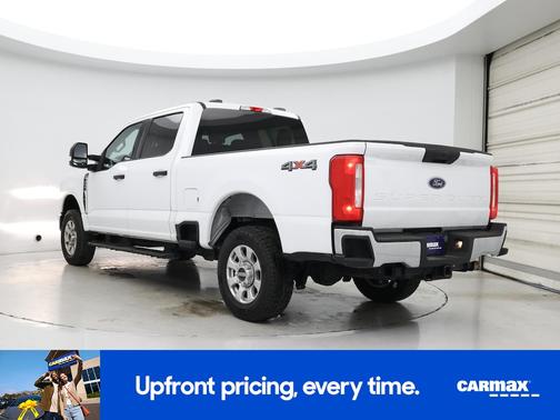 White 2024 Ford F-250 XLT