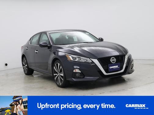 Blue 2020 Nissan Altima Platinum