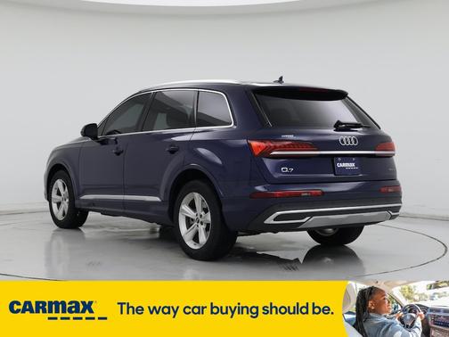 2022 Audi Q7 Premium Plus
