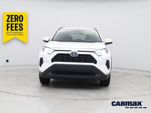 White 2024 Toyota RAV4 Hybrid XLE