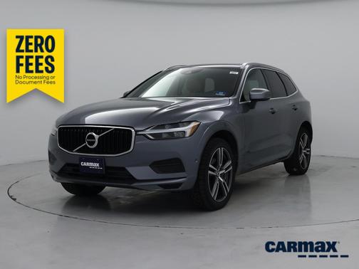 Gray 2018 Volvo XC60 T5 Momentum
