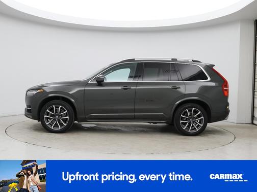 2018 Volvo XC90 T6 Momentum