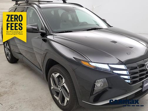 Black 2023 Hyundai TUCSON SEL
