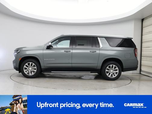 Green 2023 Chevrolet Suburban Premier