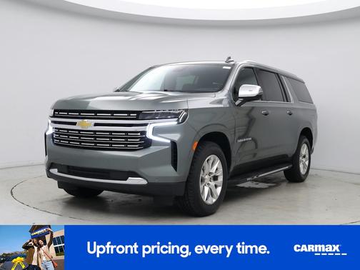 Green 2023 Chevrolet Suburban Premier