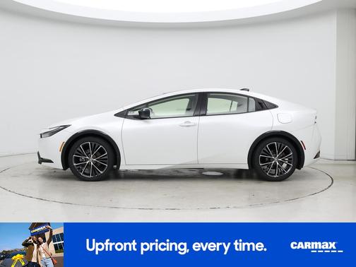 White 2023 Toyota Prius XLE