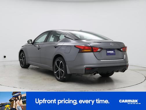 Gray 2023 Nissan Altima SR
