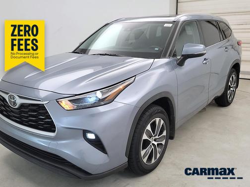 Blue 2022 Toyota Highlander XLE