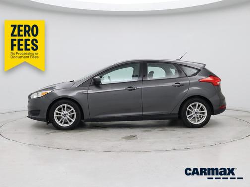Gray 2018 Ford Focus SE
