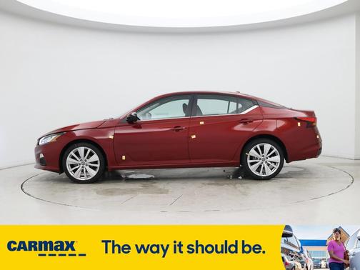 2019 Nissan Altima SR