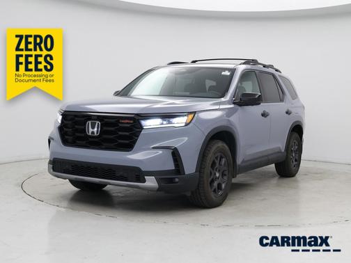 Gray 2023 Honda Pilot Trailsport