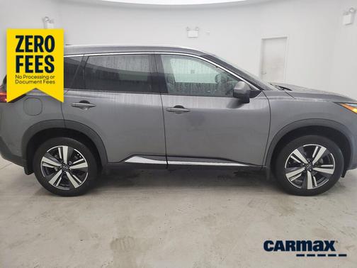 Gray 2022 Nissan Rogue SL
