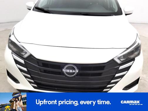 White 2025 Nissan Versa SV