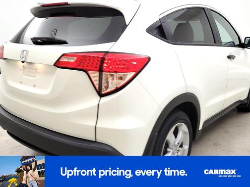 White 2016 Honda HR-V EX