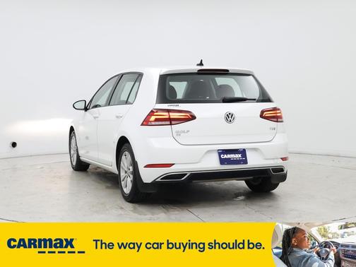 2018 Volkswagen Golf SE