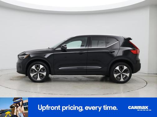Black 2023 Volvo XC40 B5 Plus Bright Theme