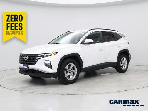 White 2024 Hyundai TUCSON SEL