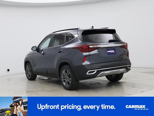 Gray 2023 Kia Seltos S