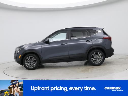 Gray 2023 Kia Seltos S