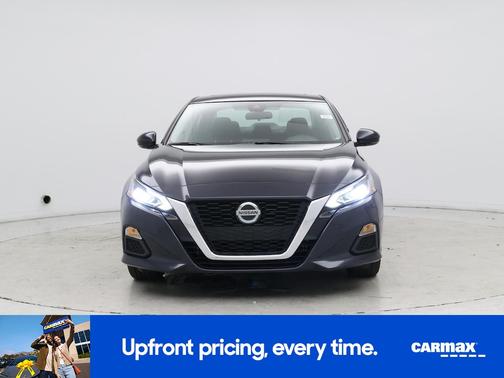 2022 Nissan Altima SV