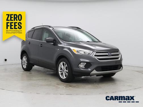 Black 2018 Ford Escape SE