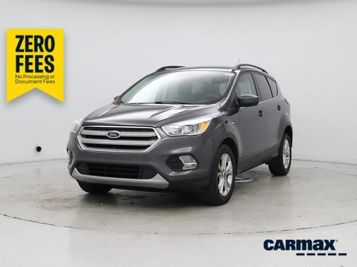 Black 2018 Ford Escape SE