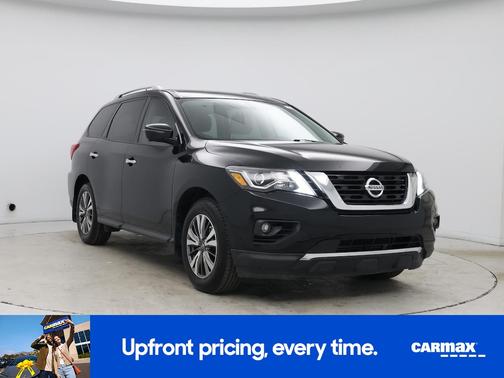 2017 Nissan Pathfinder SL