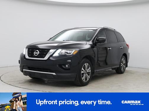 2017 Nissan Pathfinder SL