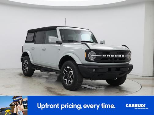 Gray 2024 Ford Bronco Outer Banks