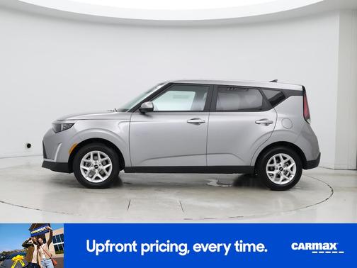 Silver 2025 Kia Soul LX