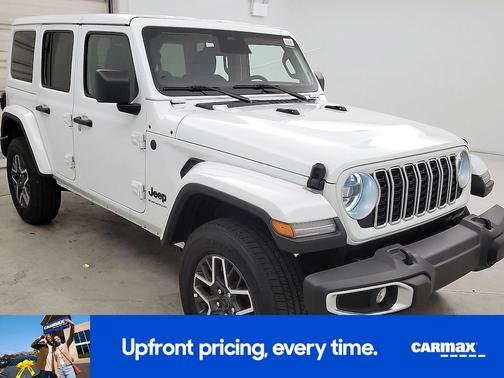 White 2025 Jeep Wrangler Sahara