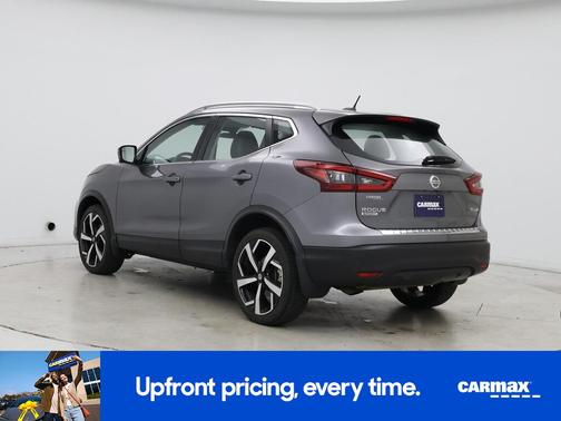 Gray 2022 Nissan Rogue Sport SL