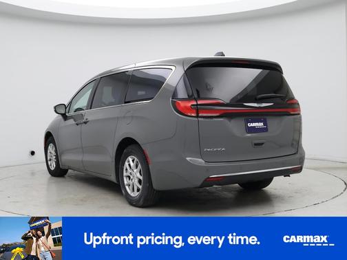 Gray 2023 Chrysler Pacifica Touring L