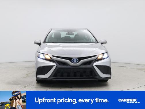 2022 Toyota Camry Hybrid SE