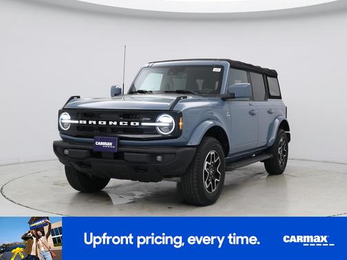 Blue 2023 Ford Bronco Outer Banks