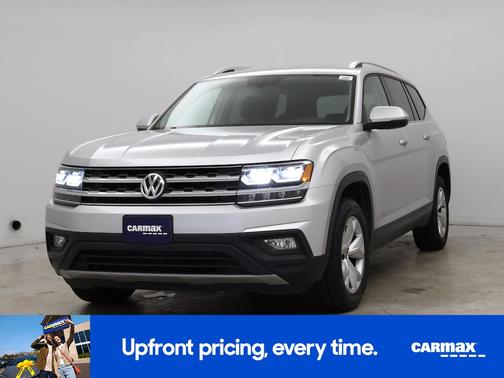Silver 2018 Volkswagen Atlas SE