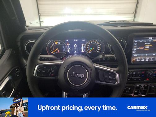 2023 Jeep Wrangler Unlimited Sahara Altitude