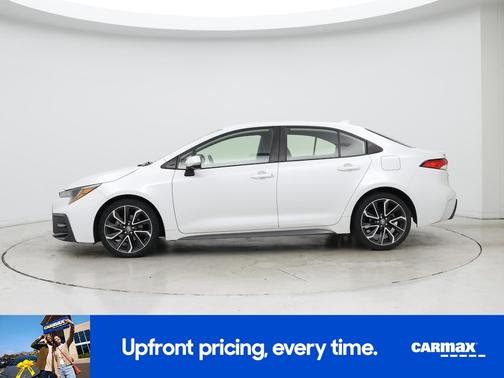 White 2022 Toyota Corolla SE