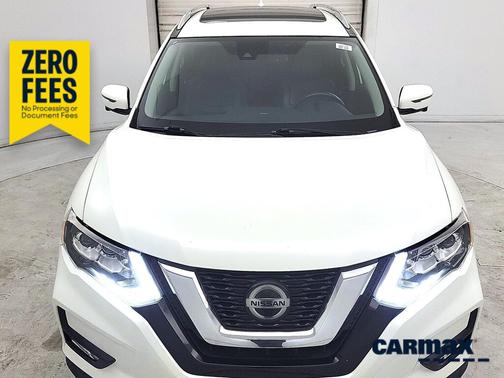 White 2018 Nissan Rogue SL